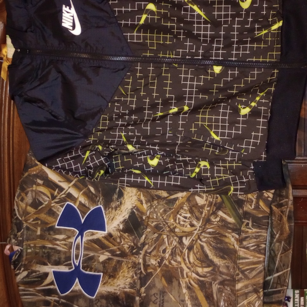 Boys 5 pc med 10/12 lot under armour,southerntide,salt life
